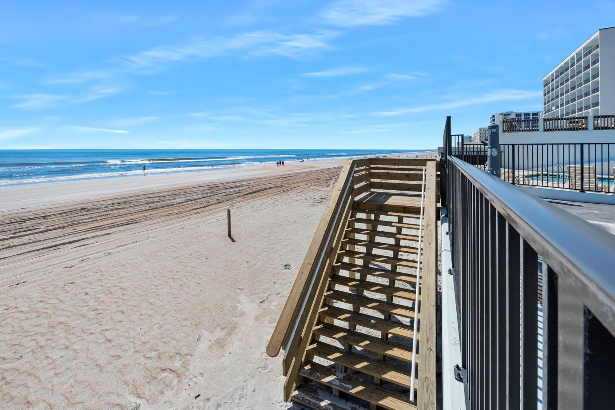 Oceanfront Daytona Beach Condo With Beach Views! エクステリア 写真